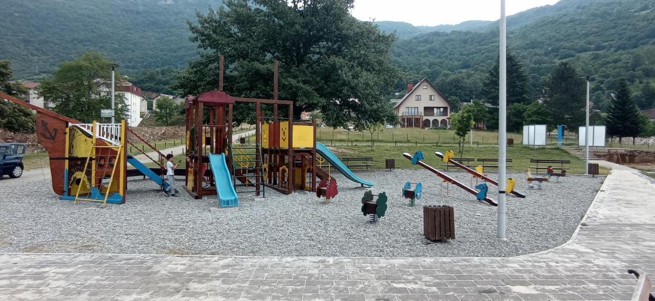 Apartment Holiday Lake - Piva 2022 Pluzine Exterior foto
